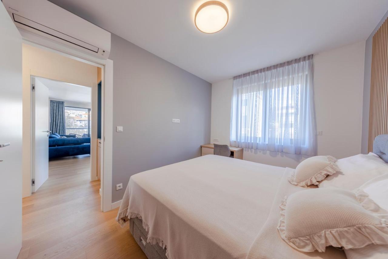 Four Stars Apartment
